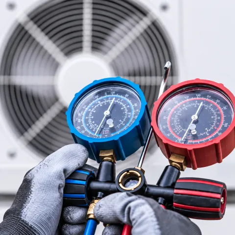 Manômetros de pressão utilizados no diagnóstico técnico de ar-condicionado